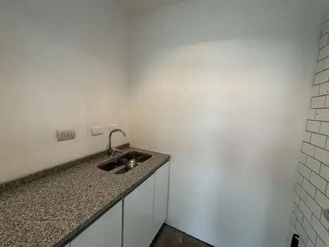 Oficina en Venta con 2 cocheras