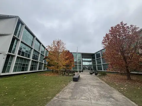 Oficina en Venta al Este