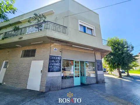 Venta Local Comercial de 35 m² con Vidriera en Esquina en Villa Lugano
