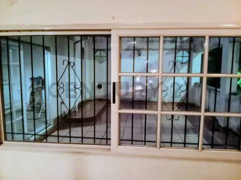 OPORTUNIDAD DE INVERSION EN BARRACAS   -342 M2 CONSTRUIDOS- U$S 140.000