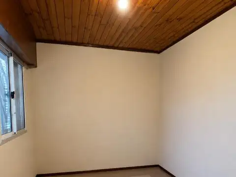 CASA EN VENTA - MERLO CENTRO