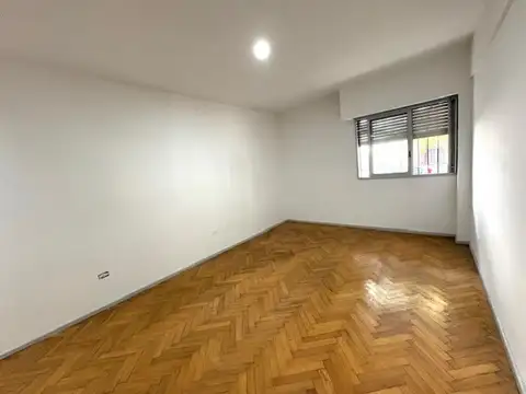 DEPARTAMENTO PLANTA BAJA CON PATIO - 2 AMBIENTES