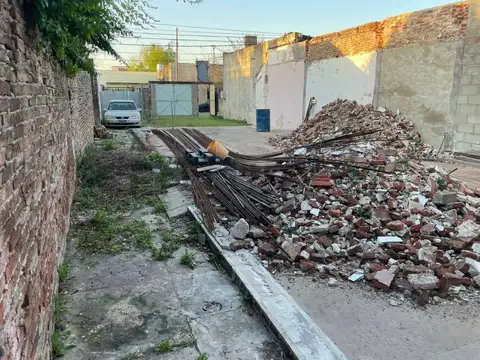 Terreno en Venta 8  mts Frente