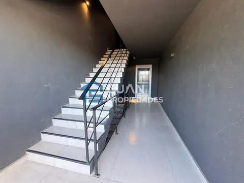 Up Pilar , Piso 2