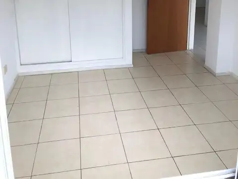 Simon De Iriondo 1100, Piso 4°