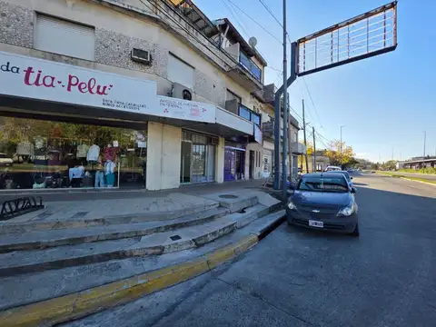Local sobre Vergara 21 mts cuadrados Hurlingham
