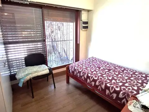 GRAN CASA EN LANUS OESTE 4 DORM+PARQUE+GARAGE