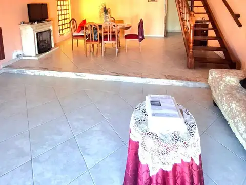 GRAN CASA EN LANUS OESTE 4 DORM+PARQUE+GARAGE