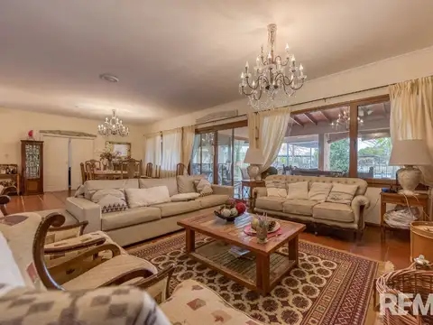 Casa en Venta de 5 dormitorios