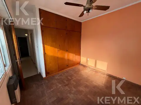 Departamento 5 ambientes con 2 baños
