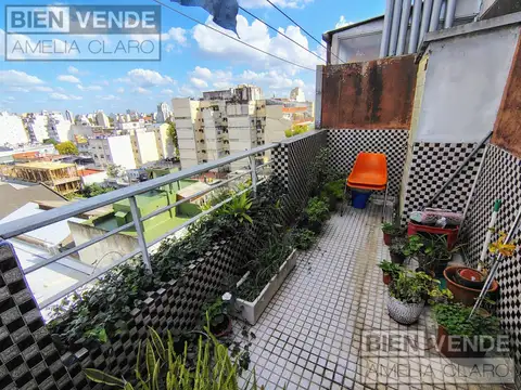 VENTA 2 AMBIENTES BAJAS EXPENSAS | FRENTE CON BALCÓN VISTA ABIERTA | A METROS SUBTE LINEA D | FLORES