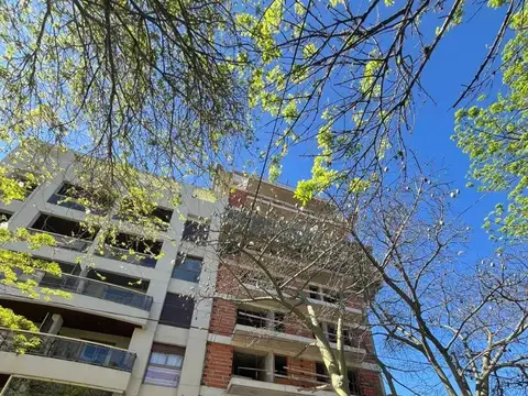 Monoambientes / Oficina edificio en construcción 4 e/( 38 y 