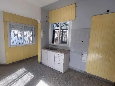 Depto Tipo Casa en Alquiler en Bella Vista, $ 750.000