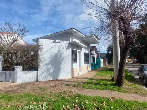 Depto Tipo Casa en Alquiler de 2 ambientes