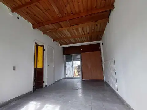 Depto Tipo Casa en Alquiler 63 años