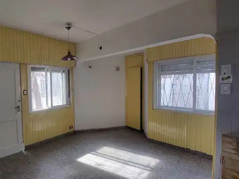 Depto Tipo Casa en Alquiler de 1 dormitorio