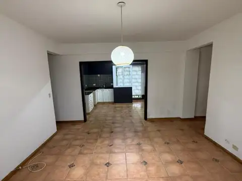 B° Infico , Piso 1