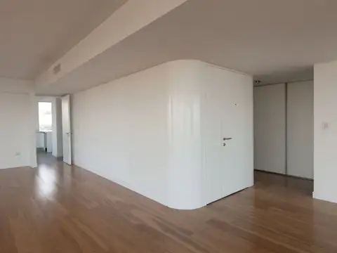 Departamento en Alquiler con 3 cocheras
