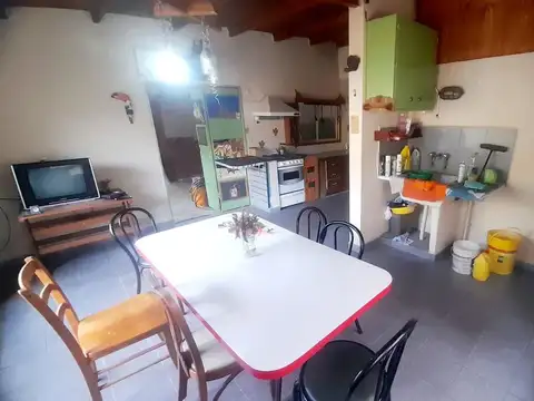 VENTA CASA 3 AMB. + ESCRITORIO SAN MIGUEL COCHERA