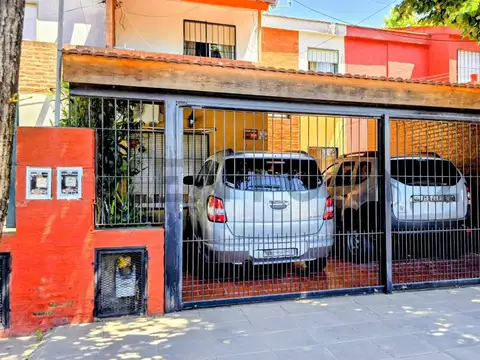 Venta 7 ambientes Martin Coronado
