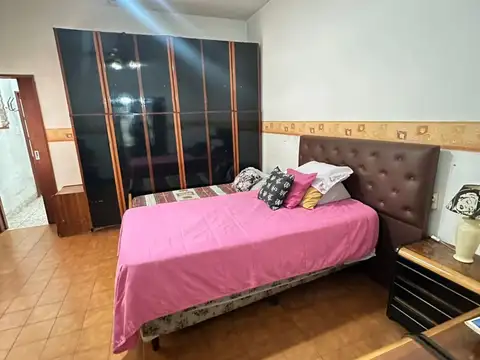 Casa - Venta - Argentina, Avellaneda - AV. RIVADAVIA 1362