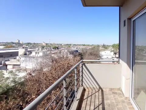 Departamento en Venta al Este