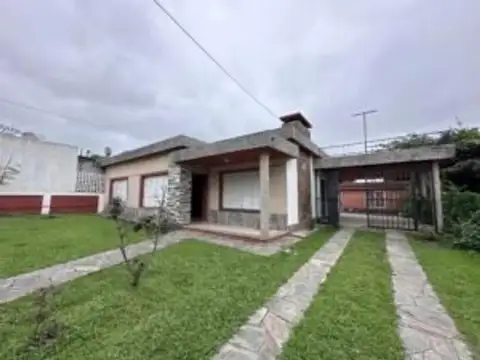 HERMOSA CASA C/ DEPTO A 2 CUADRAS DE PLAYA NORTE