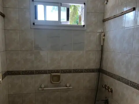 Casa en Venta con 5 cocheras