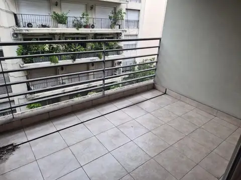 Departamento en Alquiler en Flores, $ 420.000