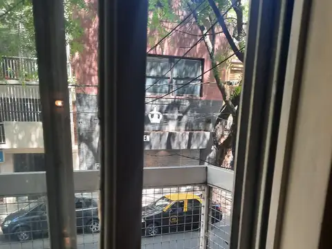 Comodo dpto. monoambiente.  Apto profesional A pasos de Av. Libertador