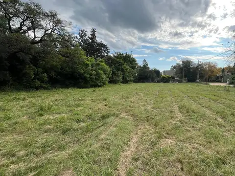 SE VENDE LOTE A 20M DE LA RUTA 1