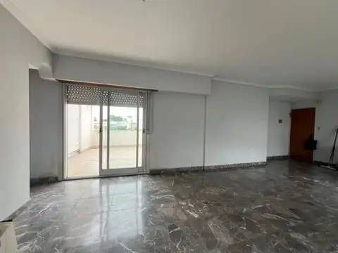 Alvear 2700, Piso 1
