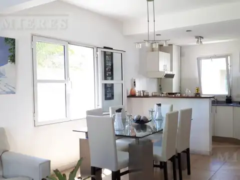 Departamento2 ambientes  tipo duplex en venta  Barrio Septiembre Ingeniero Maschwitz