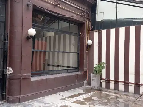 VENTA LOCAL COMERCIAL LO MEJOR DE CAÑITAS CON RENTA