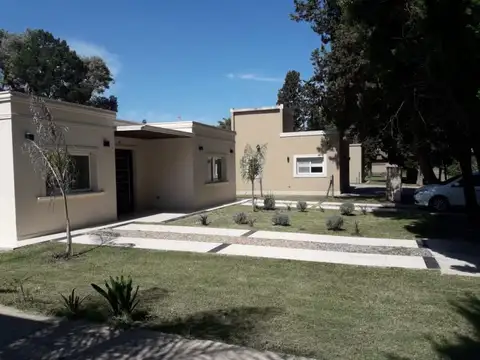 Av. Bartolomé Mitre 400