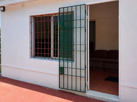 Venta Casa 2 dormitorios parrillero Las Piedras