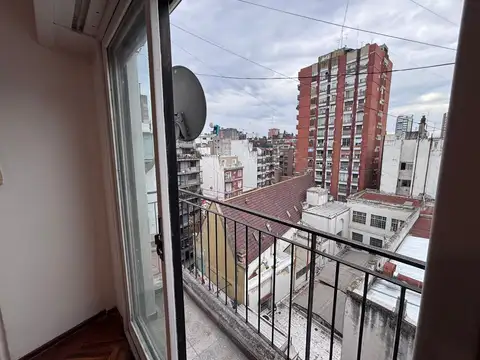 Julián Álvarez 2400, Piso 8