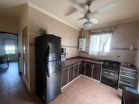 Depto Tipo Casa en Alquiler en Ramos Mejia, $ 850.000