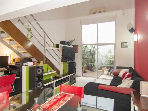 Depto Tipo Casa en Alquiler de 2 ambientes