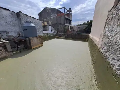 Eva Perón e/ 66 y 68