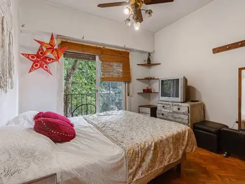 Depto Tipo Casa en Venta 50 años