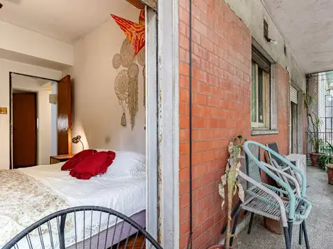 Depto Tipo Casa 4 ambientes con 2 baños