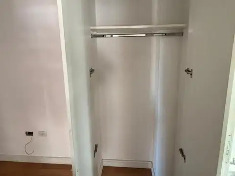 Depto 2 amb. en alquiler con cocheraTigre Centro