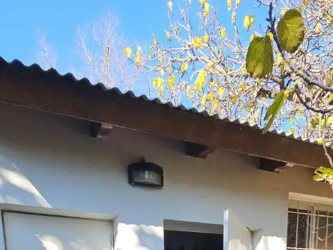 Oportunidad! hermosa casa en Villa La Ribera 270 m2 cubiertos y 1450 m2 de terreno