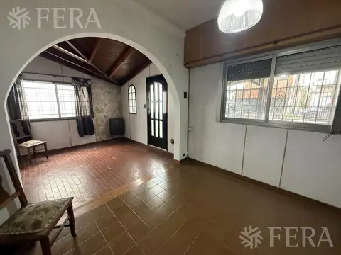 Venta PH 3 ambientes con cochera en Bernal