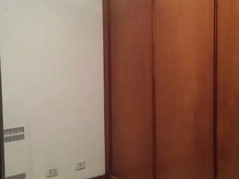 Oficina en Venta 50 años