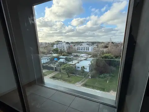 Departamento en Alquiler con 1 cocheras