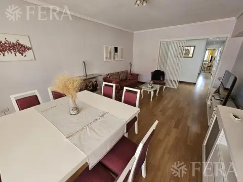 Depto Tipo Casa 4 ambientes con 2 baños