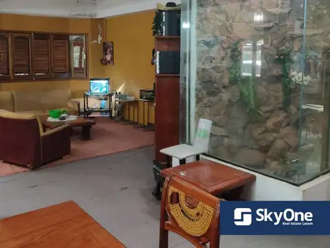 Casa 5 ambientes con 3 baños