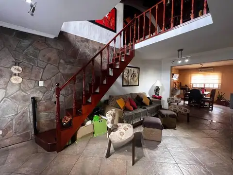 Casa en Venta en Ituzaingo, USD 245.000